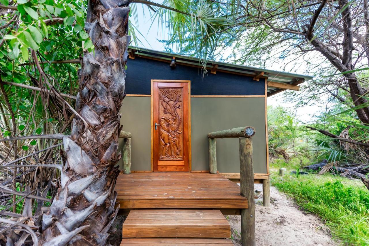 Semowi Lodge And Campsites Mirapene Bagian luar foto