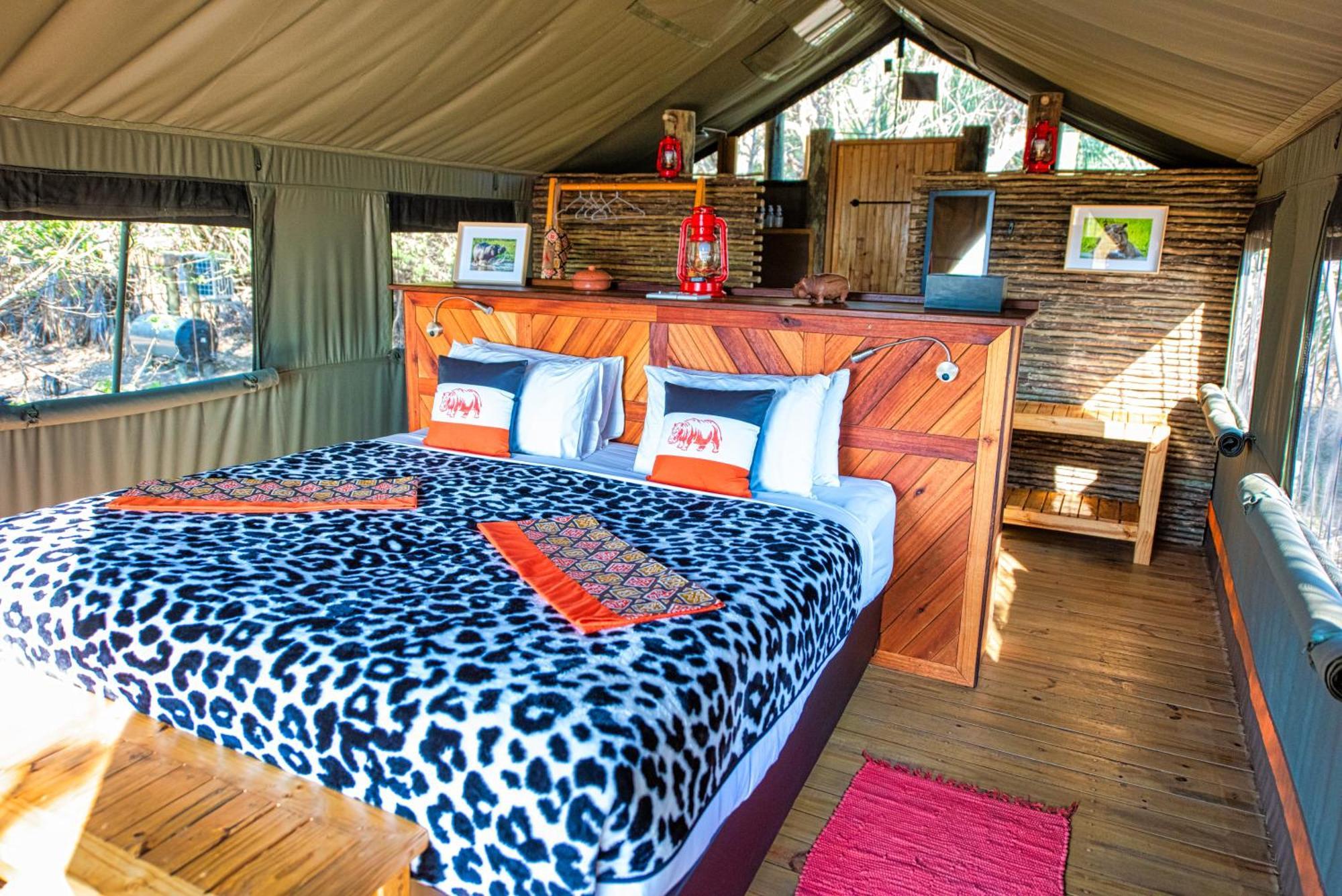 Semowi Lodge And Campsites Mirapene Ruang foto