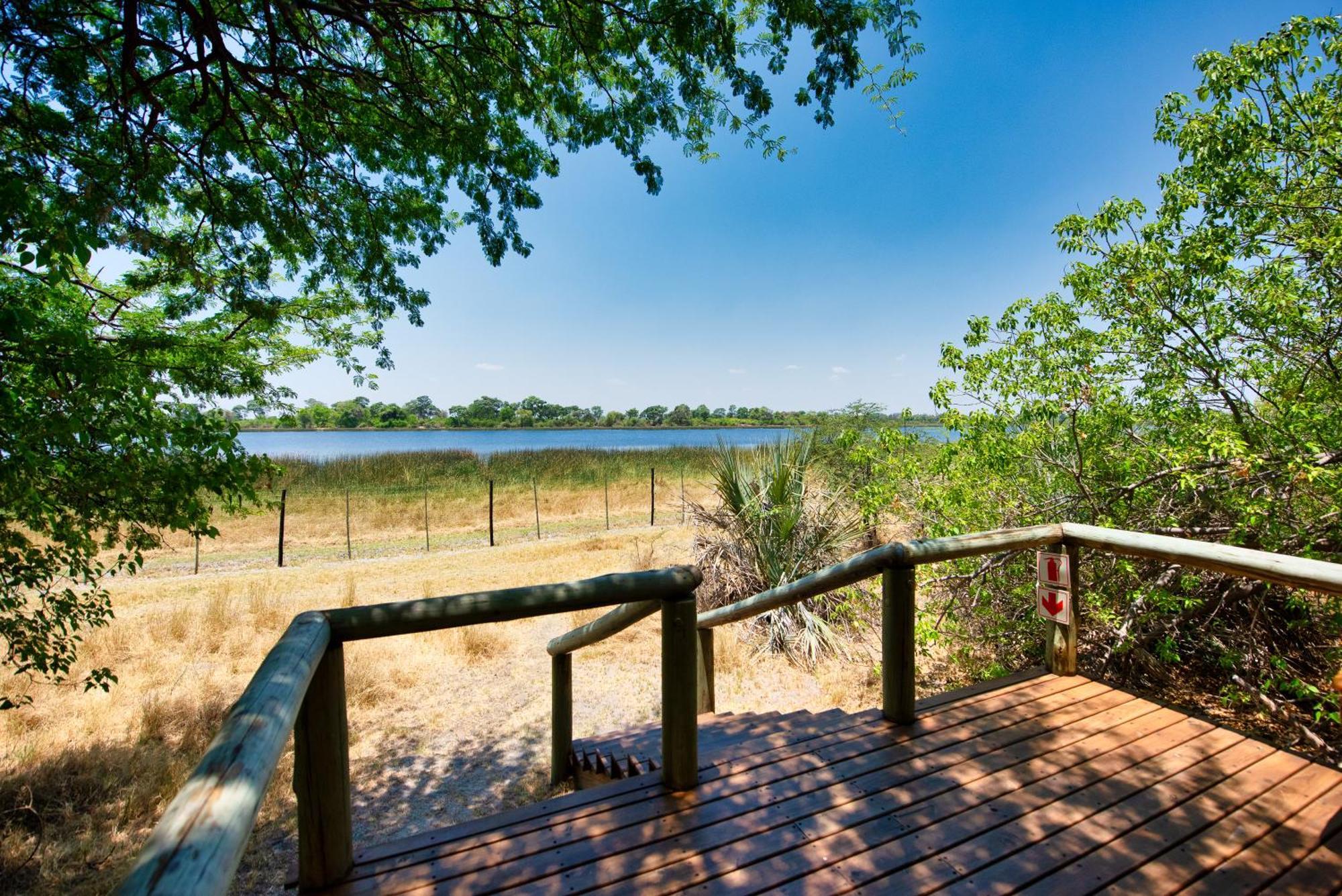 Semowi Lodge And Campsites Mirapene Ruang foto